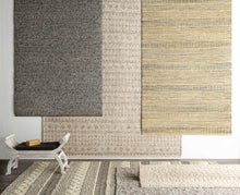 Load image into Gallery viewer, Antigo Wool Area Rug
