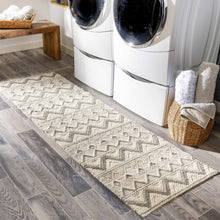 Load image into Gallery viewer, Antigo Wool Area Rug
