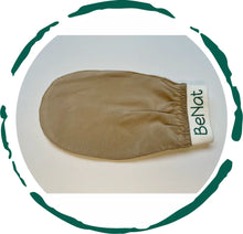Load image into Gallery viewer, Silk Exfoliating Bath Gloves
